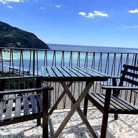 Ocean View Villa With Fast Wi-Fi And Elevator To Town Levanto Buitenkant foto