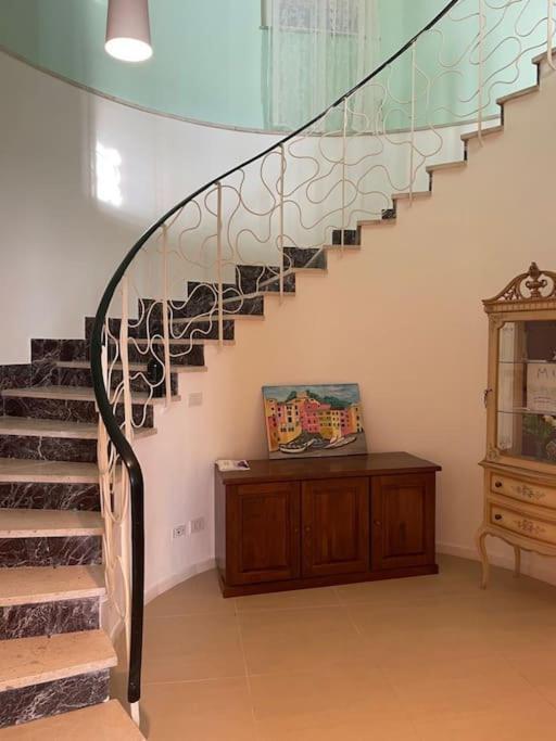 Ocean View Villa With Fast Wi-Fi And Elevator To Town Levanto Buitenkant foto