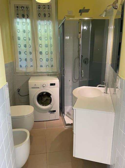 Ocean View Villa With Fast Wi-Fi And Elevator To Town Levanto Buitenkant foto