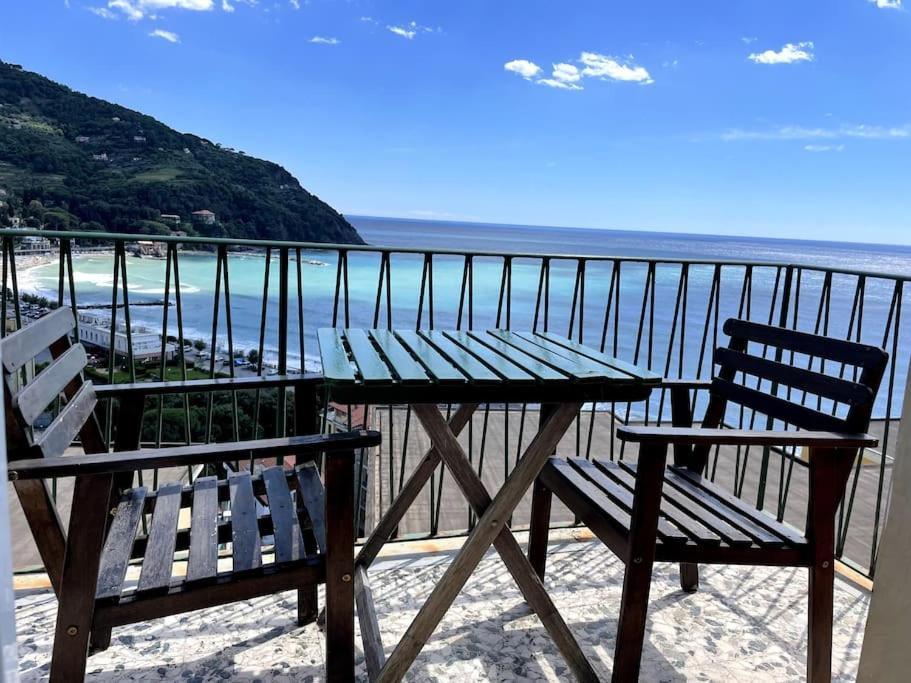 Ocean View Villa With Fast Wi-Fi And Elevator To Town Levanto Buitenkant foto