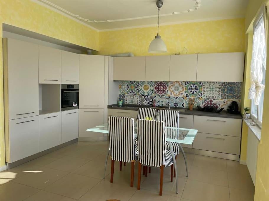 Ocean View Villa With Fast Wi-Fi And Elevator To Town Levanto Buitenkant foto